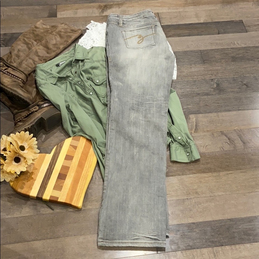 Grey jeans